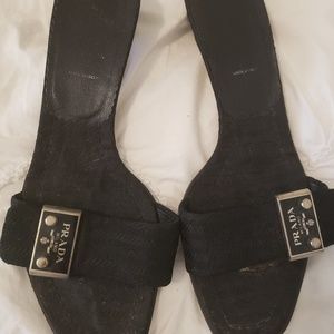 PRETTY PRADA KITTEN HEEL BLACK SANDALS SIZE 38